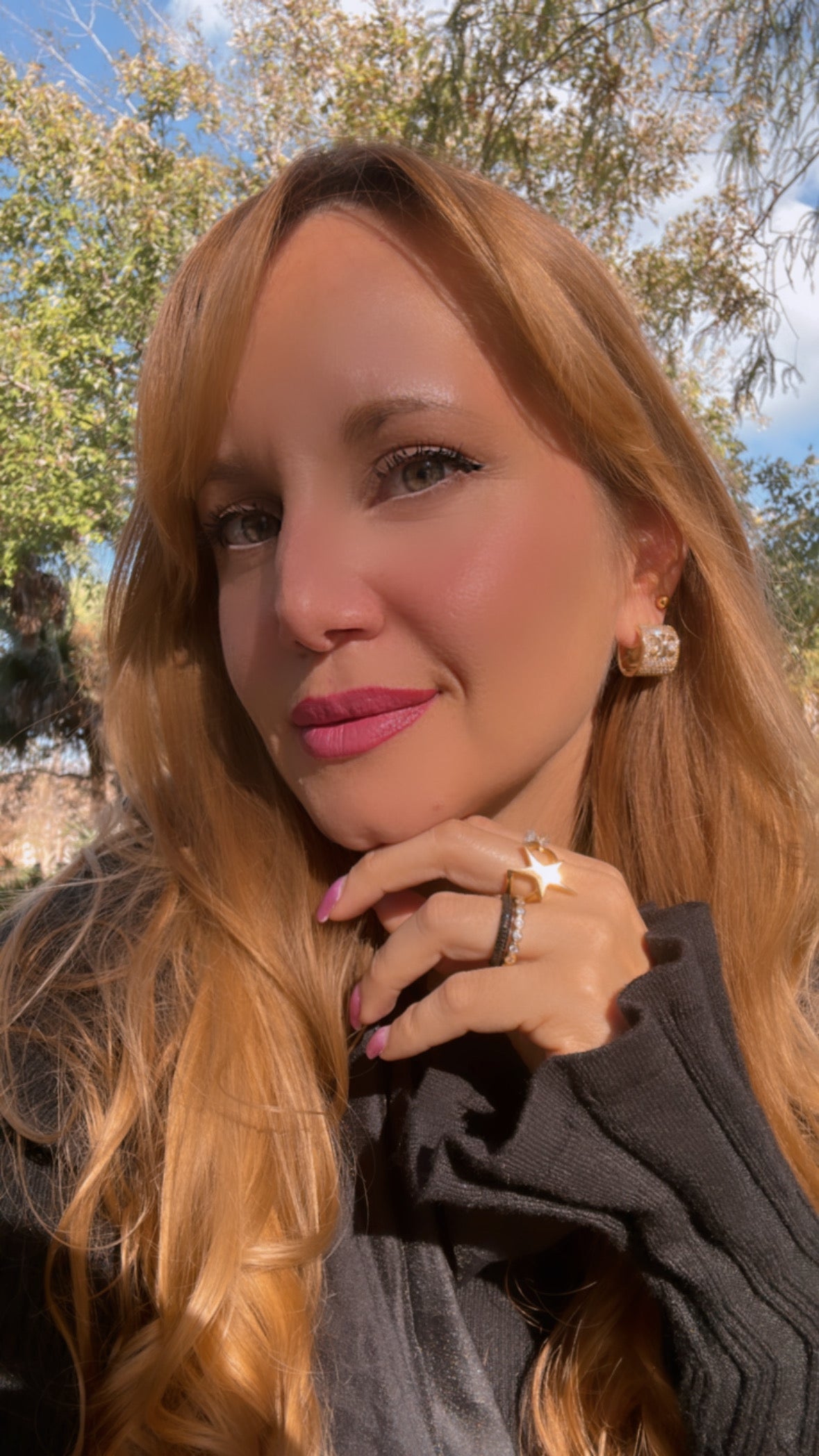 Celine Hoops
