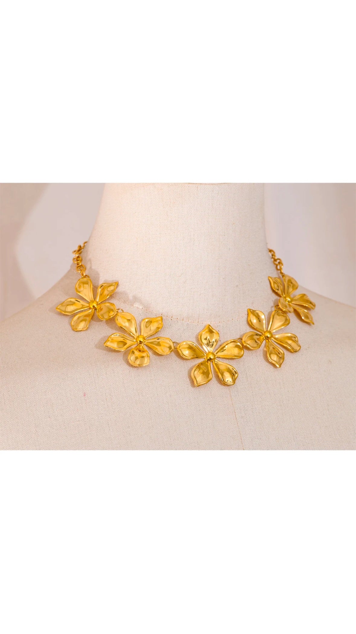 Rosalie Necklace
