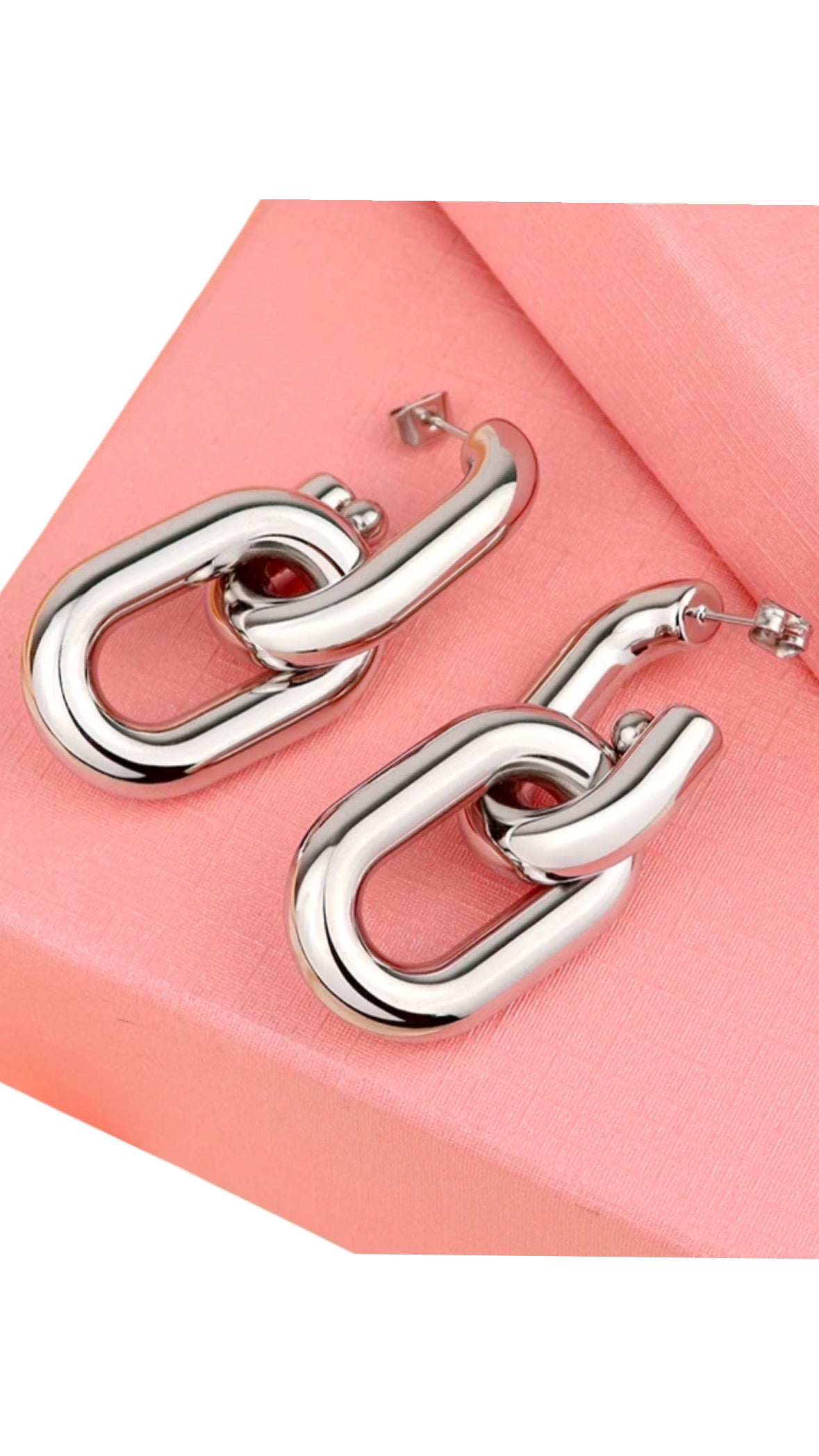 Chloé Hoops