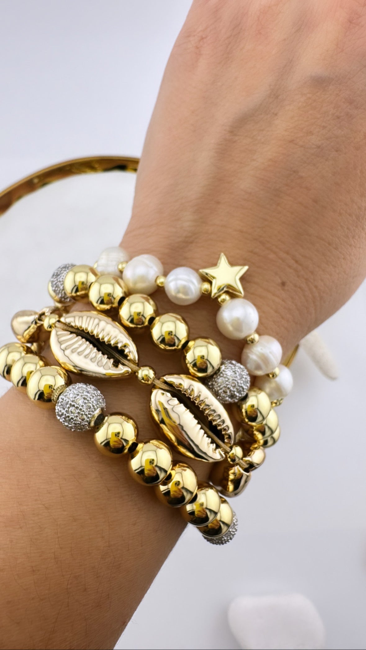 Gold Sea Shell Bracelet