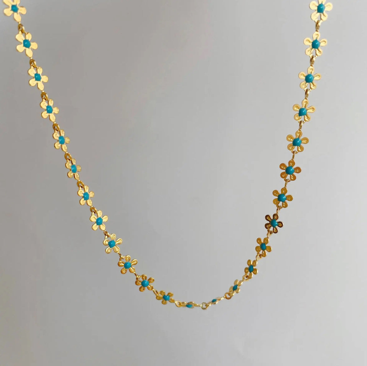 Daisy Choker