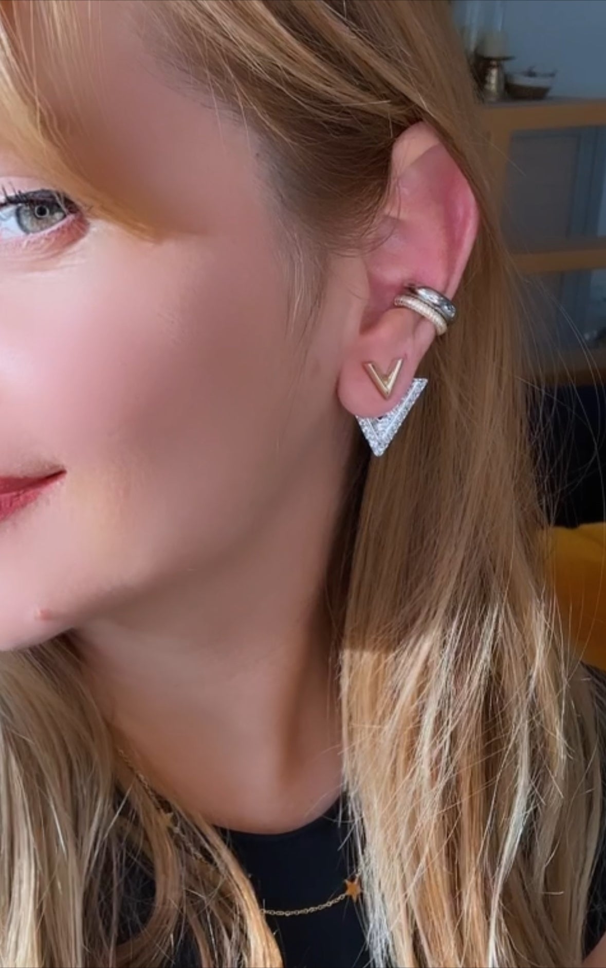 V.S Studs