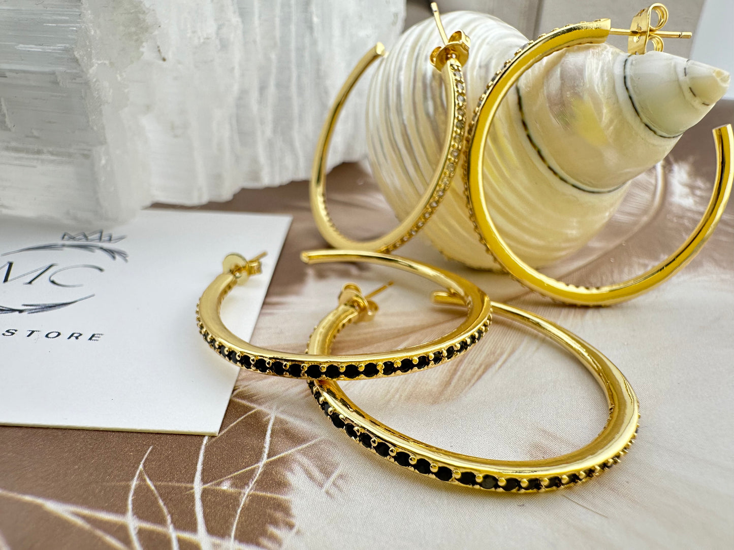 Lili Hoops