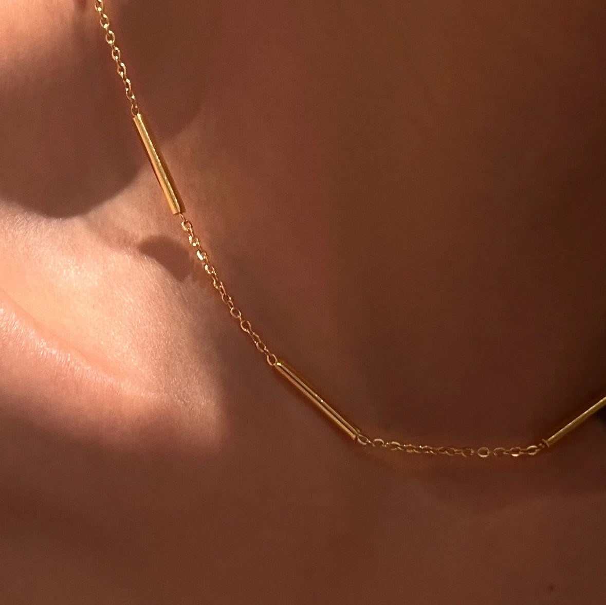 Daisy Choker