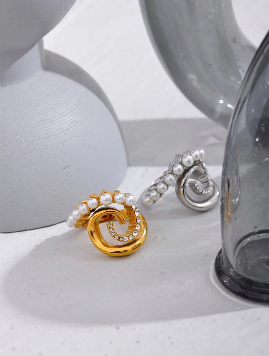 Vittoria Pearl Ring