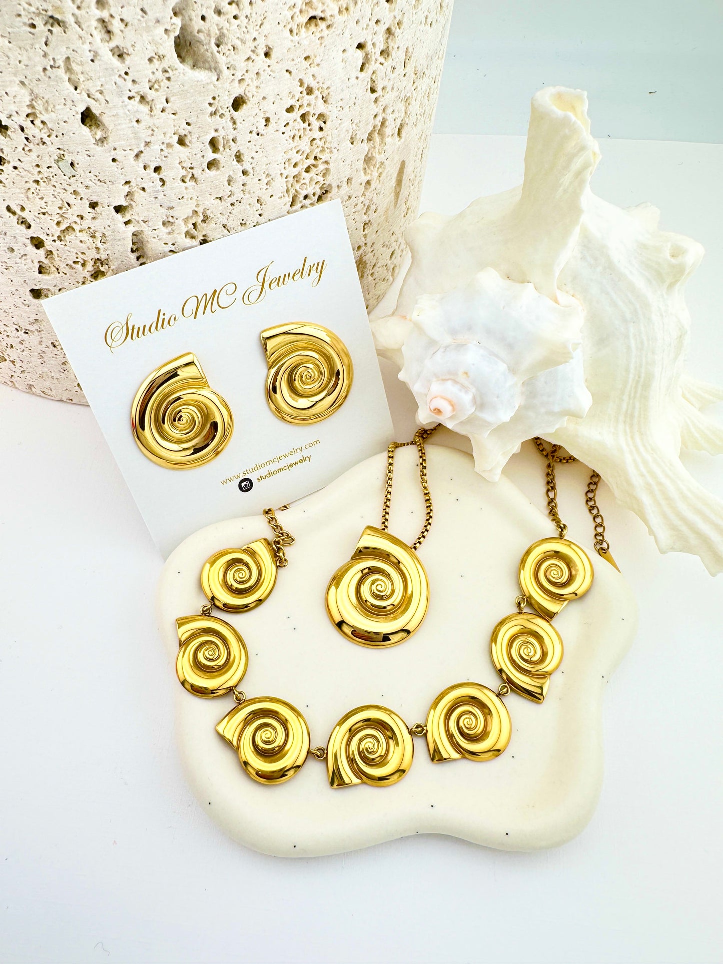 Escargot Necklaces