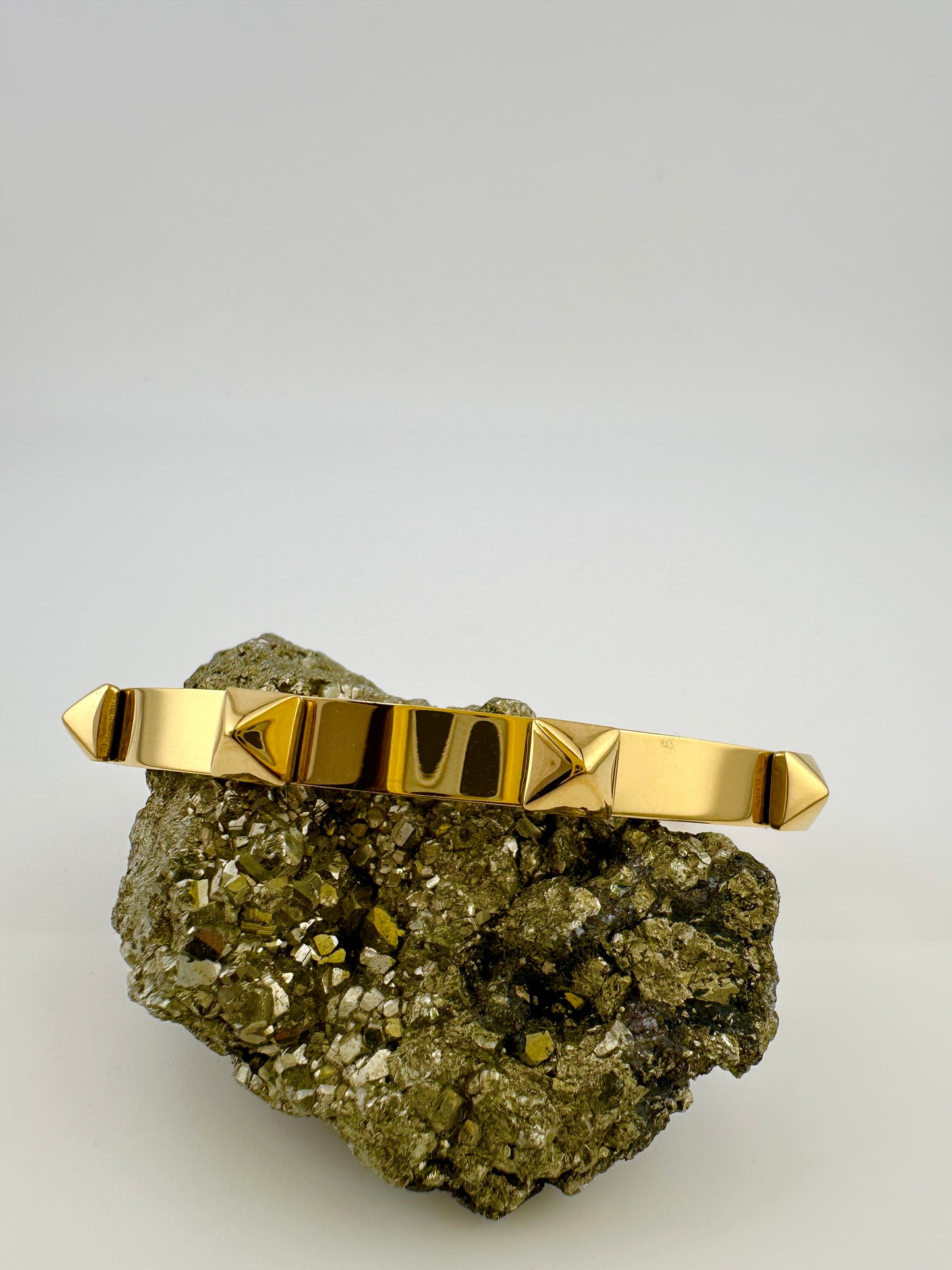 Verónica Bangle