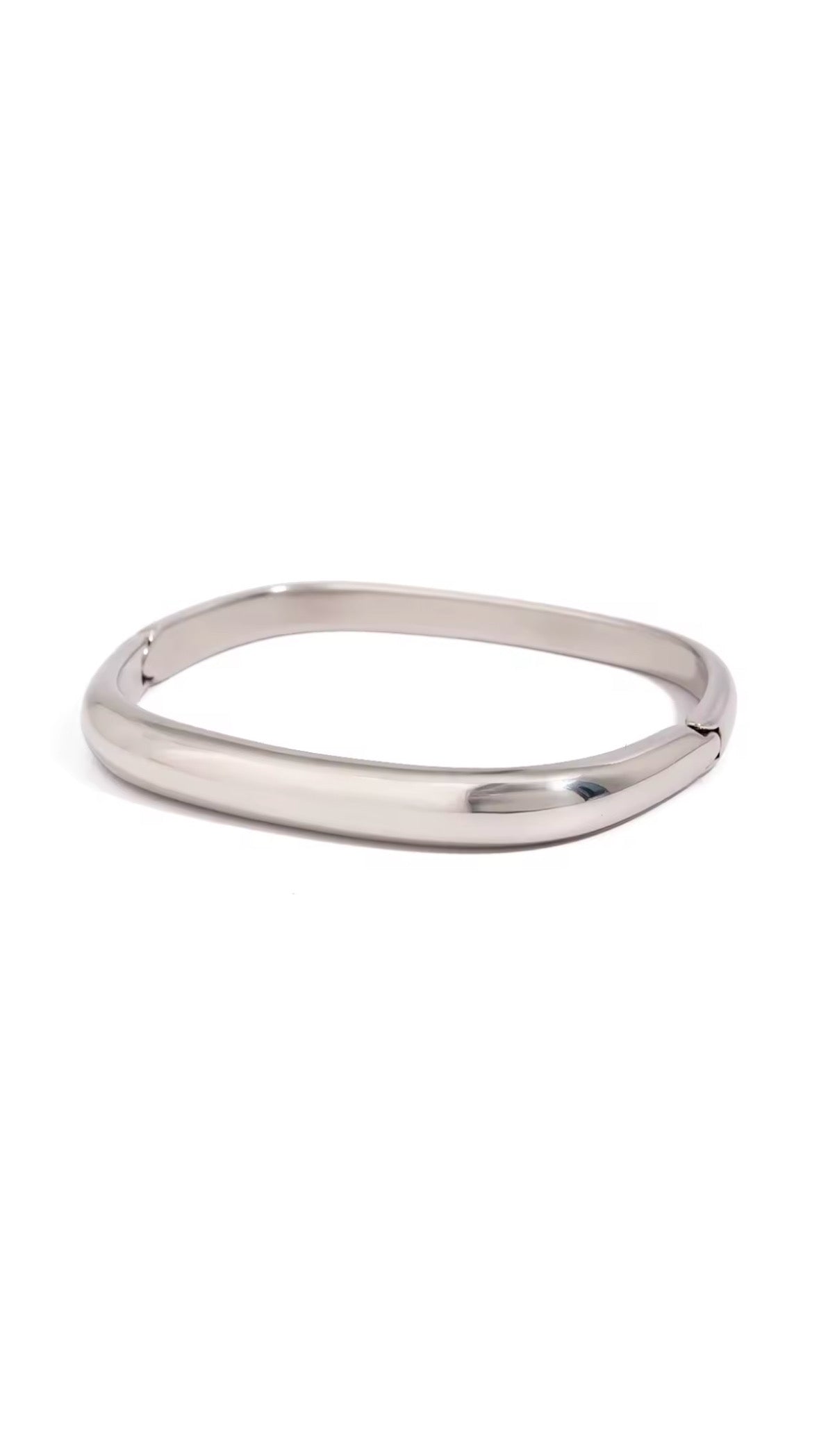 Susana Bangle