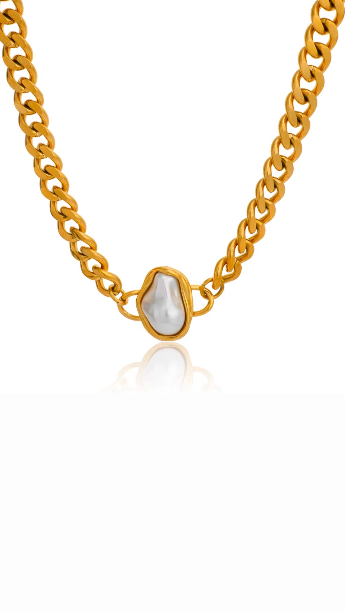 Kate Pearl Necklace