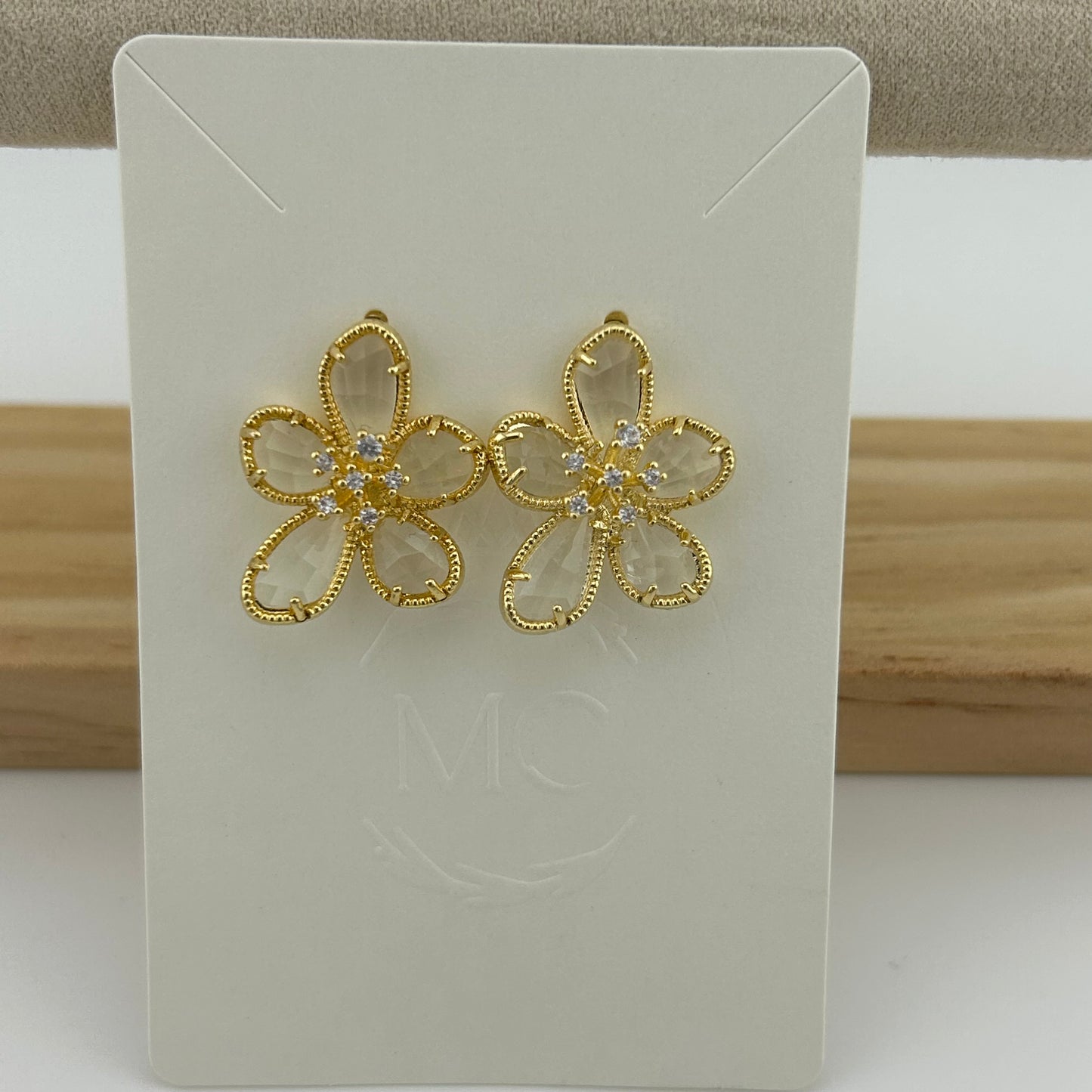 Gardenia Studs