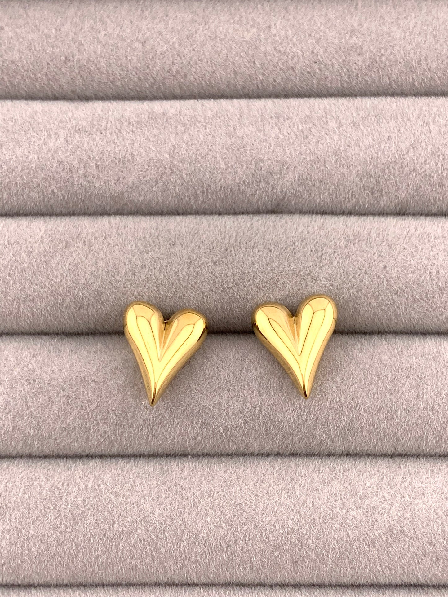 Amore Mini Heart Studs