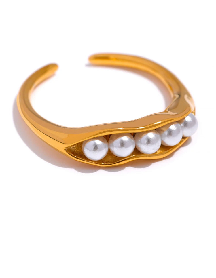 Angie Pearl Ring