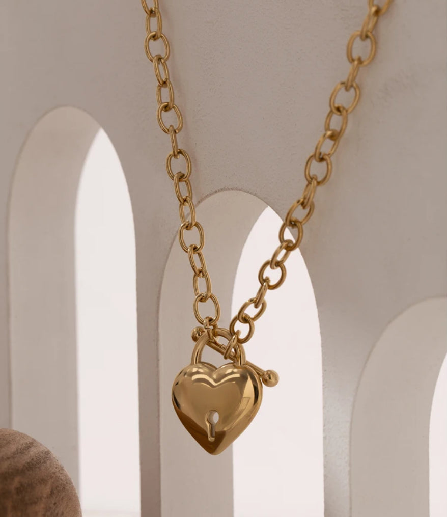 Emma Heart Necklace