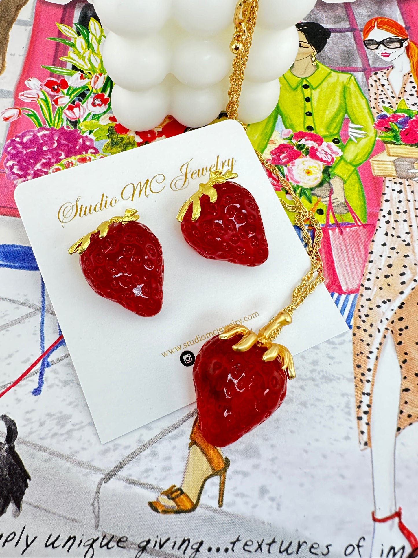 Hello Juicy Strawberry Earrings