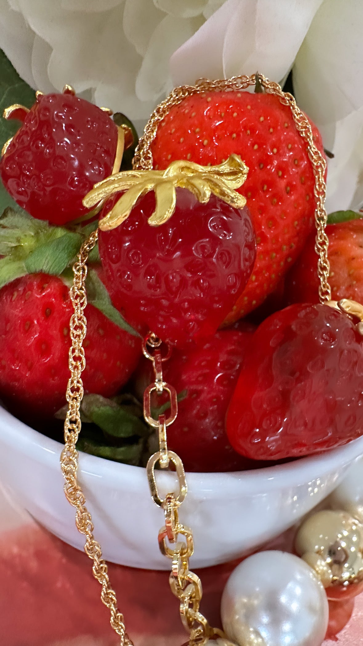 Hello Juicy Strawberry Earrings