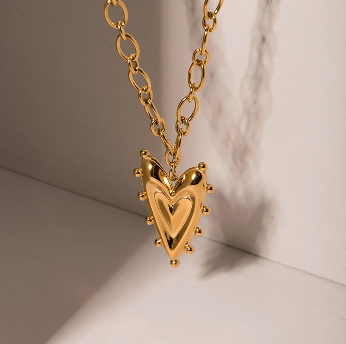 Lou Heart Necklace