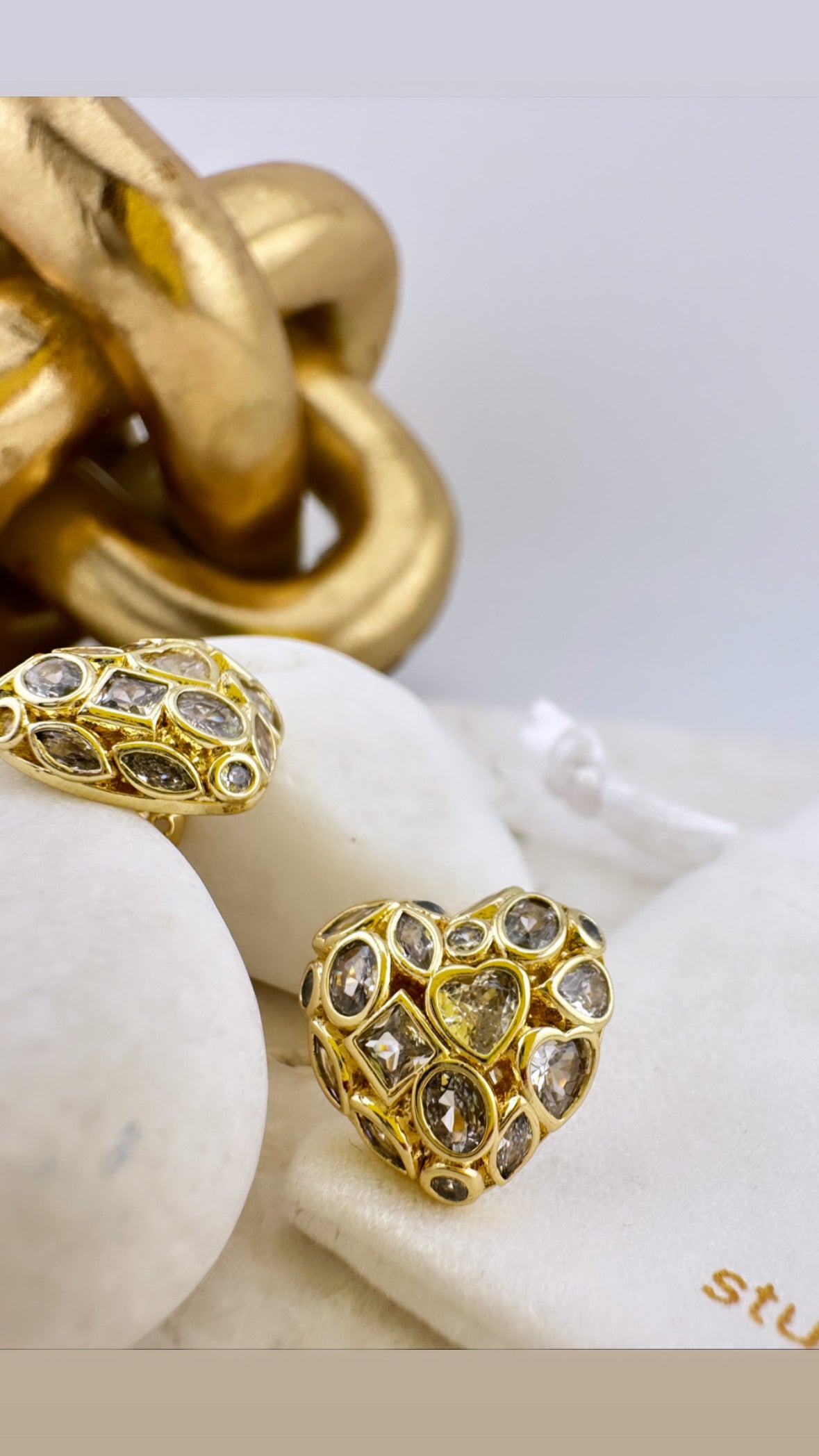 Murano Hearts Studs