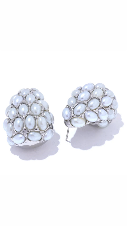 Bottega Oval Pearl Earrings