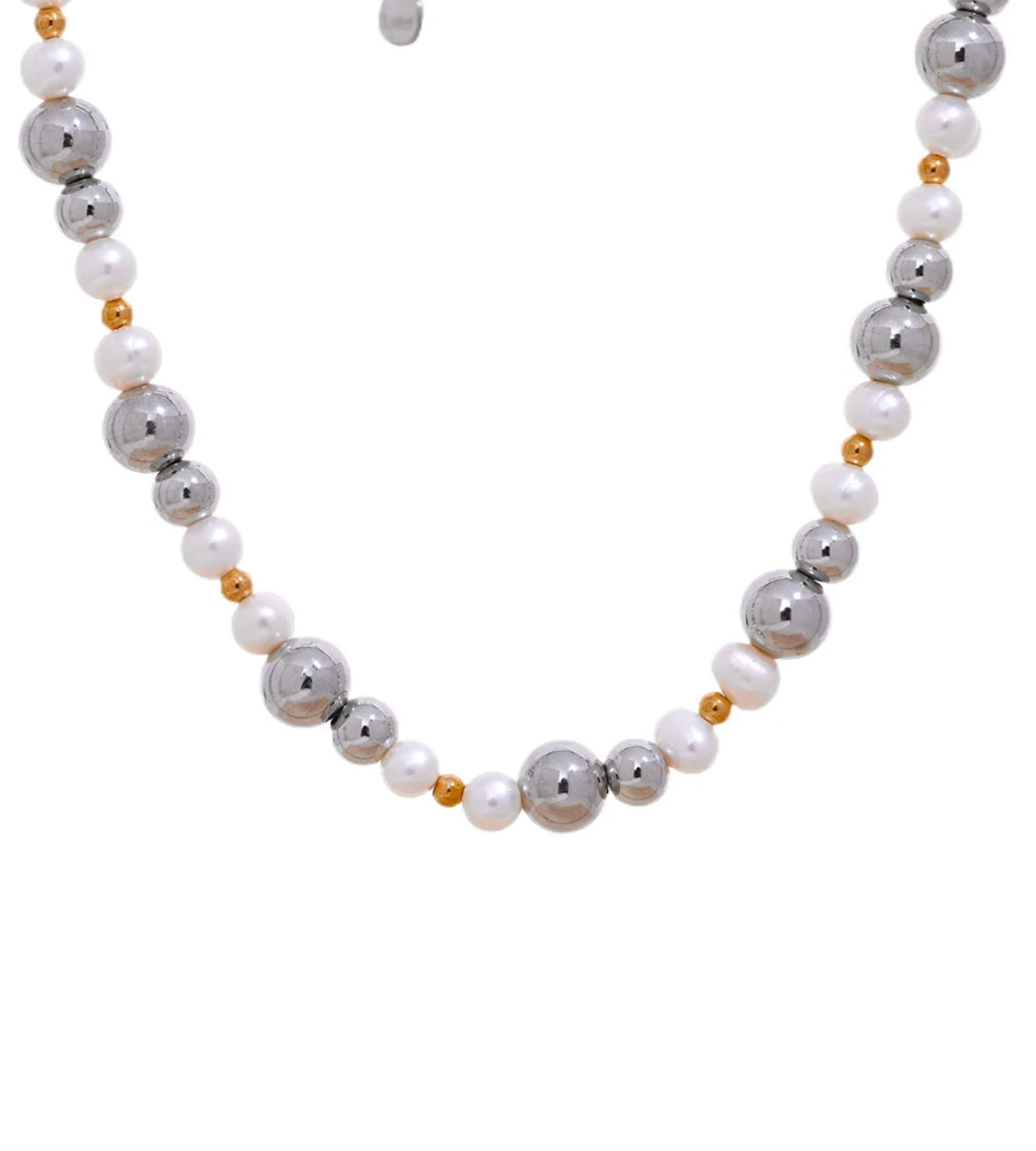 Clara Pearl Necklace