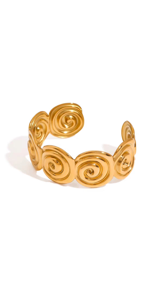 Stacy’s Conch Bangle