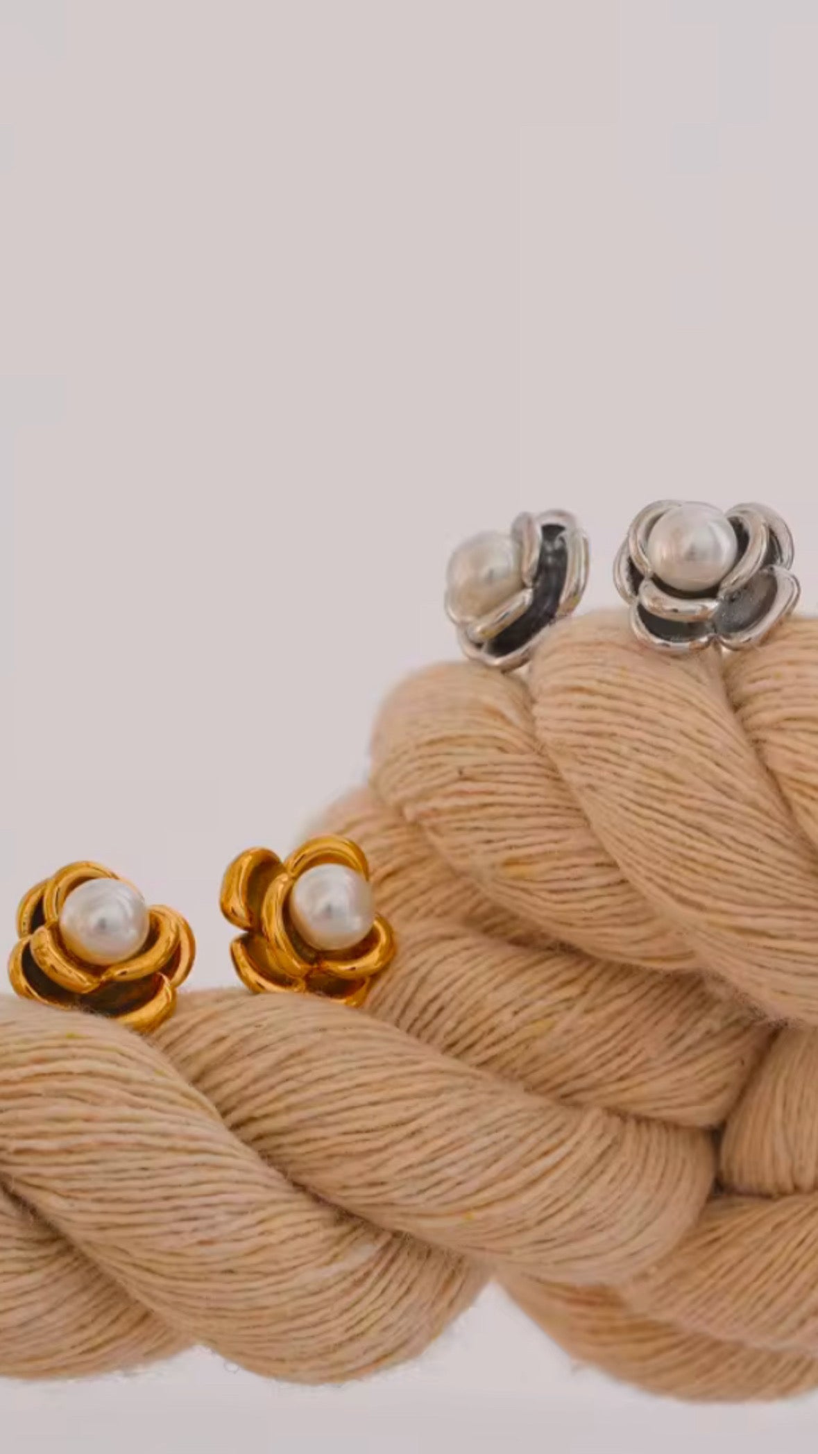 Ava’s Flower earring