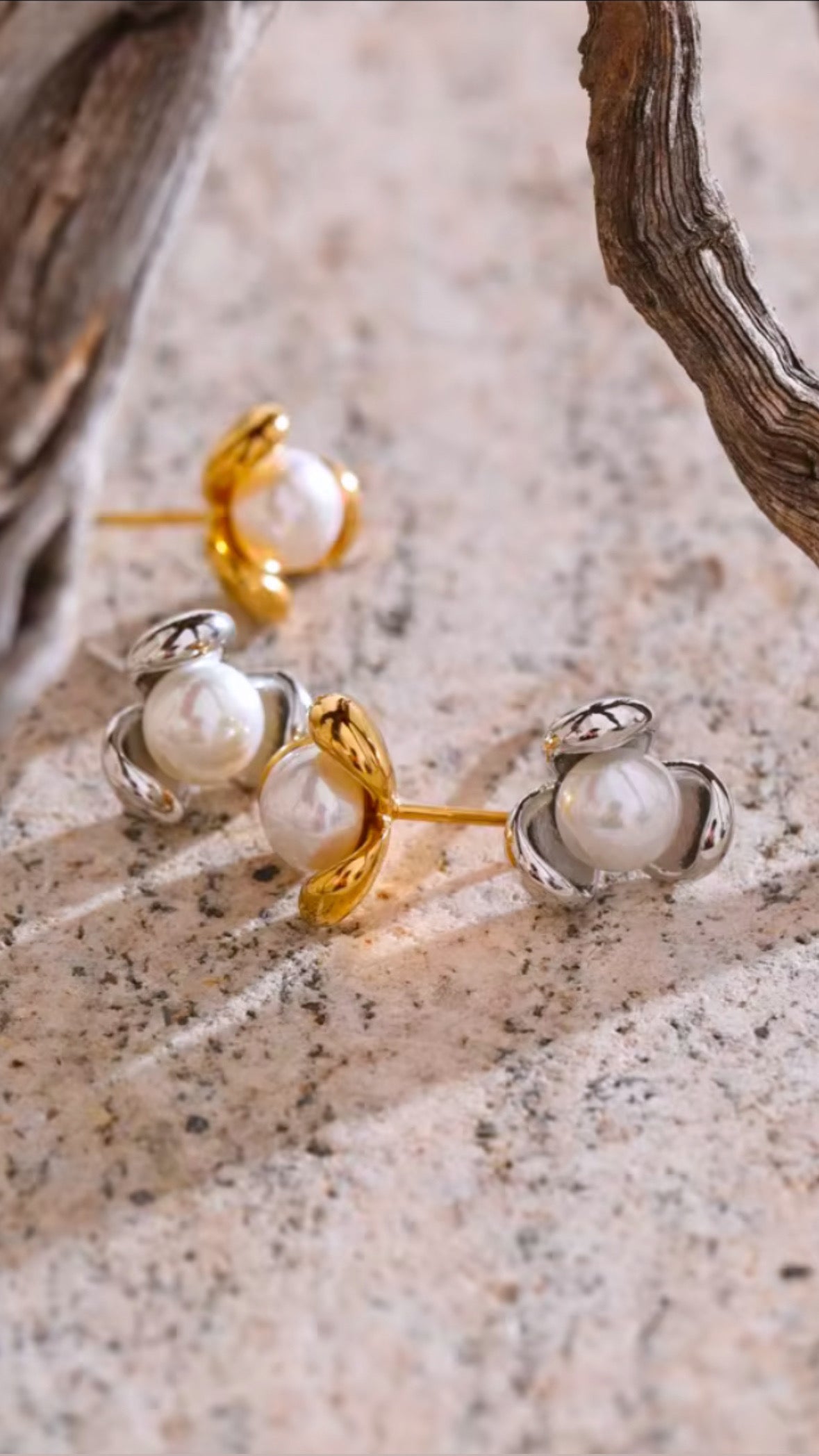 Ava’s Flower earring