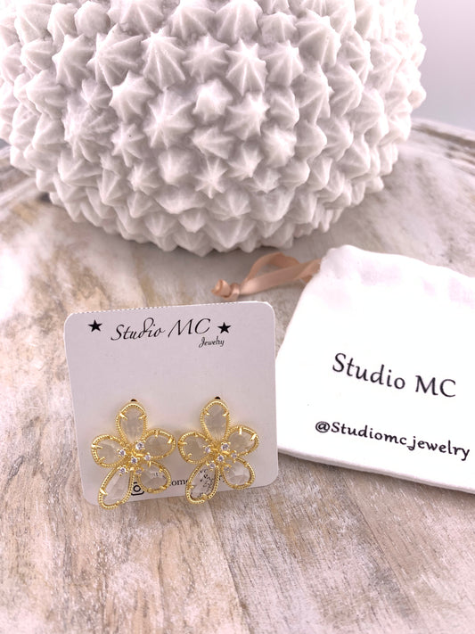 Gardenia Studs