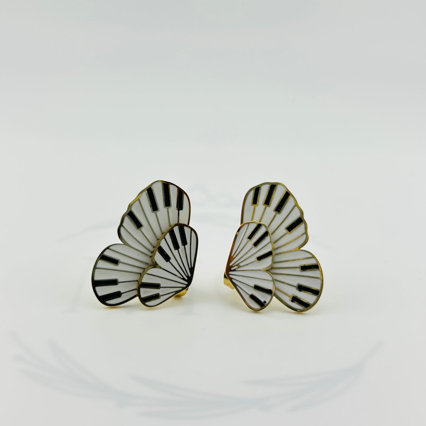 Pieridae Butterfly Stud